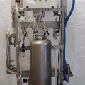 Ligne de remplissage semi-automatique pour remplir la bière dans des bouteilles en verre