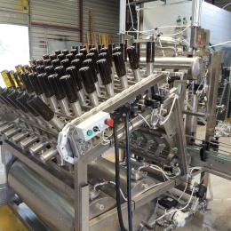 Ligne de remplissage automatique - production de bière, vin, cidre, limonade et autres boissons