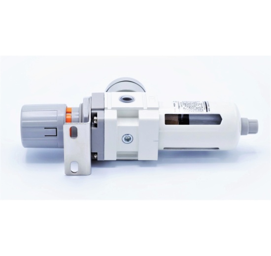 regulační ventil s manometrem, filtr, ochranný koš