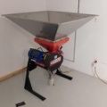 2 válcový šrotovník sladu / motor 2,2kW./400V