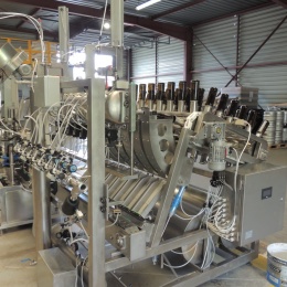 Ligne de remplissage automatique, pour l'industrie des boissons