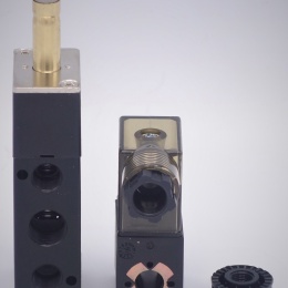 Elektromagnetický rozvaděč 5/2, G 1/8", AC24V