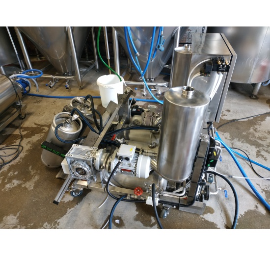 Machine de lavage et de remplissage KEG automatique