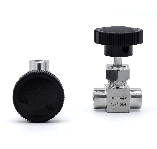 Regulační jehlový ventil, závitový 1/8”, nerezový