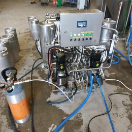 Machine de lavage et de remplissage KEG automatique