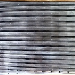 Matériel pour la fabrication du tamis à fentes