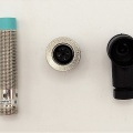 Capteur inductif - un connecteur angulaire de 90°