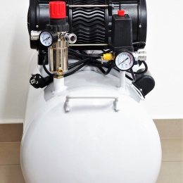 Compresseur sans huile - 360L/100L débit 360 litres par minute