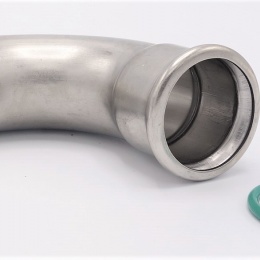 Coude 90°, raccords pressés, F/M | 42 mm