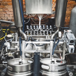 dispositif automatique de remplissage et de lavage de KEG