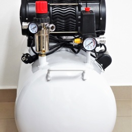 Compresseur sans huile - 360L/100L débit 360 litres par minute