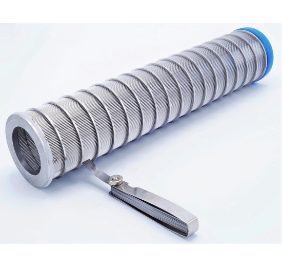 vnitřní náhradní vložka s průlinou 0,1 mm určená do trubkového rohového filtru DN 50