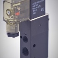 Elektromagnetický rozvaděč 5/2, G 1/8", AC230V