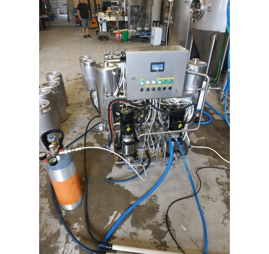 Machine de lavage et de remplissage KEG automatique