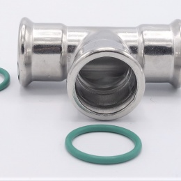 Pièce en T, pressage F/F/F