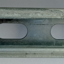 Poutre d'assemblage perforée 41x25, longueur 3m