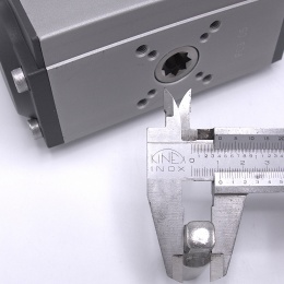 Support d'entraînement pneumatique pour robinet à tournant sphérique, acier inox, en deux parties avec adaptateur pour propulsion 8x8 mm