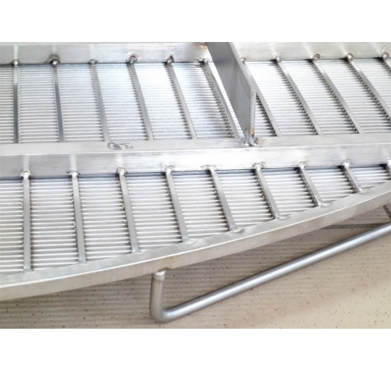 Tamis à fentes en détail